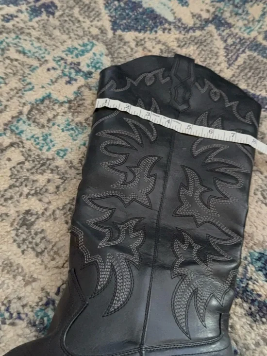 Black Leather Embroidered Cowboy Boot - Picture 8 of 12